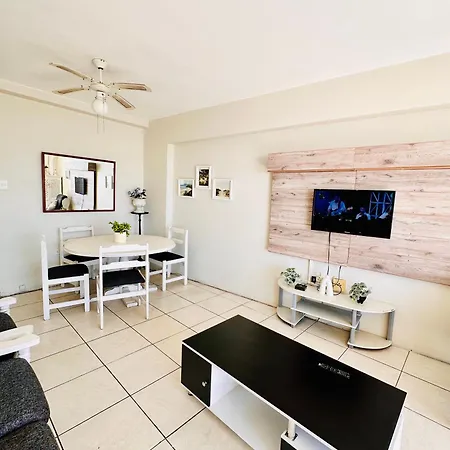 Nomacurvy Beach Front Accommodation Durban Exterior photo